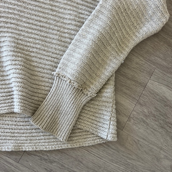 Free People Marlie Deep V Ribbed Sweater size Large - Picture 5 of 7